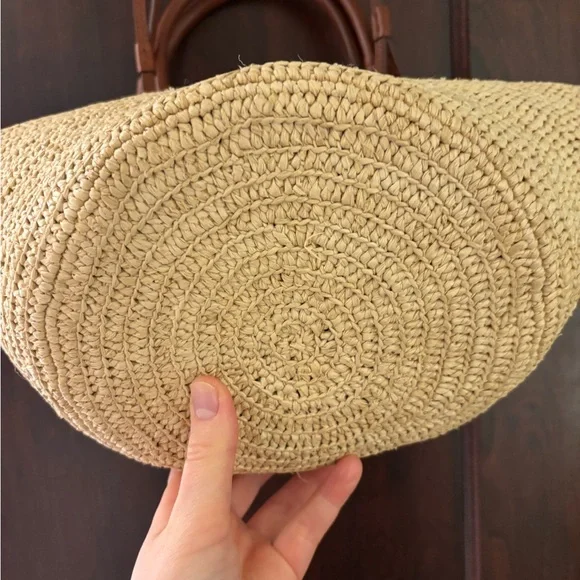 EUC Sézane Justine basket bag - Picture 8 of 8